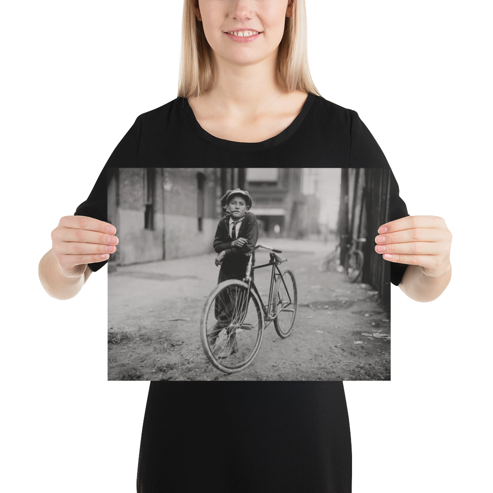 Photo paper poster – Messenger Boy for Mackay Telegraph Company, Waco, Texas – Lewis Hine (1913)