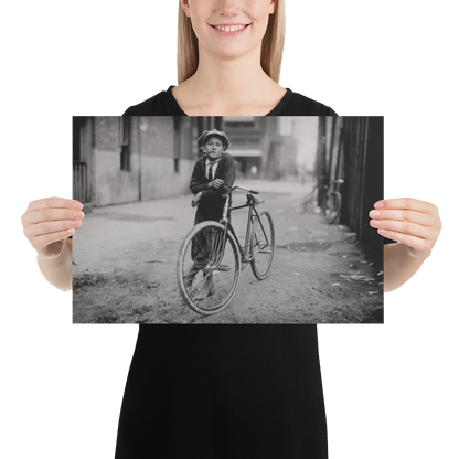 Photo paper poster – Messenger Boy for Mackay Telegraph Company, Waco, Texas – Lewis Hine (1913)