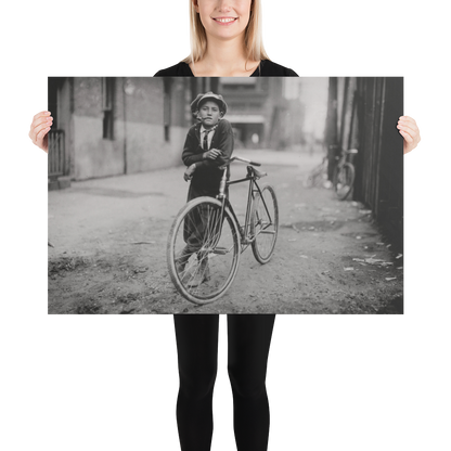 Photo paper poster – Messenger Boy for Mackay Telegraph Company, Waco, Texas – Lewis Hine (1913)