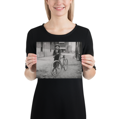 Photo paper poster – Messenger Boy for Mackay Telegraph Company, Waco, Texas – Lewis Hine (1913)